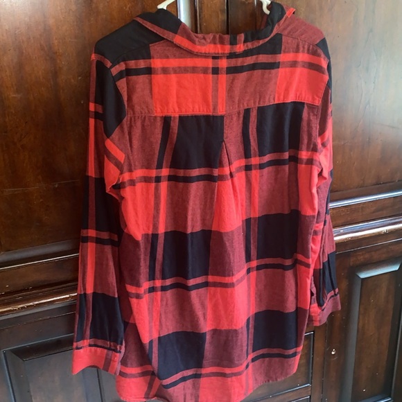 Black and red plaid button up - Picture 5 of 5